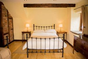 Postel nebo postele na pokoji v ubytování The Bothy Self Catering Accommodation