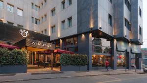 Budynek, w którym mieści się hotel