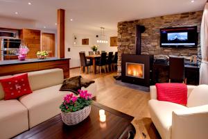 Gallery image of Luxury Chalets & Apartments by Mountain Exposure in Zermatt