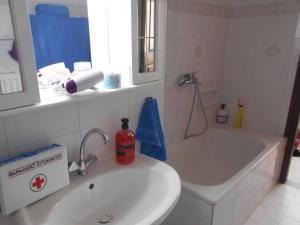 Kúpeľňa v ubytovaní Eveline House + 37 fotografií