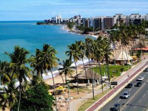 Gallery image of Apartamento Praia Jatiúca in Maceió