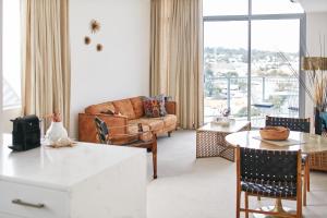Posezení v ubytování Nautica Residences Fremantle