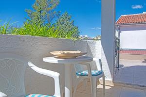 Balkón nebo terasa v ubytování Apartments Jadranovo