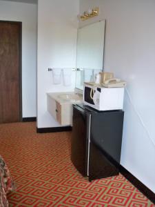 Gallery image of Economy Inn Wentzville in Wentzville