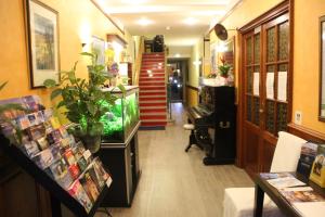 The lobby or reception area at Hotel de L'Europe, La Roche-Posay