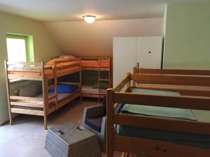 Posteľ alebo postele v izbe v ubytovaní Camping und Chalet Saggraben