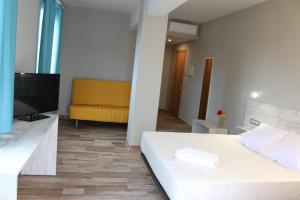Postel nebo postele na pokoji v ubytování Te Maná Hotel