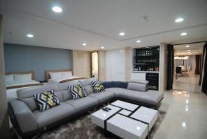 Posezení v ubytování Mstay Hotel