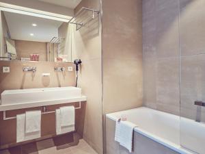 Koupelna v ubytování Mondorf Parc Hotel & Spa