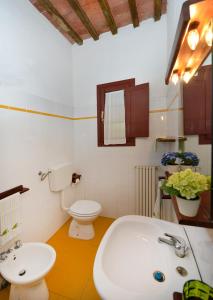 Koupelna v ubytování Agriturismo Tenuta Vallelunga