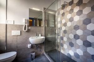 A bathroom at Blu Notte Guest House