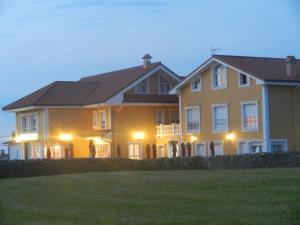Gallery image of Hotel Boutique El Pescador in Cudillero