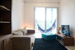 Μια τηλεόραση ή/και κέντρο ψυχαγωγίας στο Sea Front, Front Native Forest