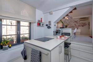 Küche/Küchenzeile in der Unterkunft Luxury Apartment Bifora