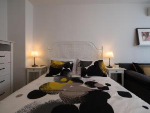 Postel nebo postele na pokoji v ubytování GIN apartman