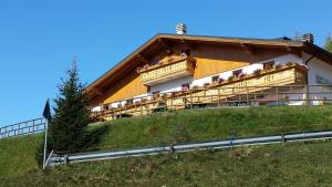 Hoone, kus hotell asub