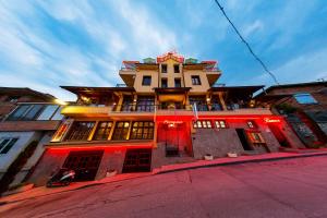 Fotografija u galeriji objekta Family Hotel Ogi u gradu Asenovgrad