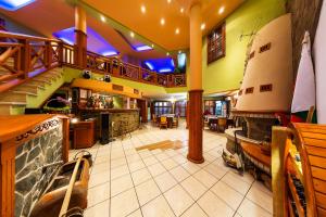 Fotografija u galeriji objekta Family Hotel Ogi u gradu Asenovgrad