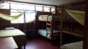 Palanda nebo palandy na pokoji v ubytování Isuyama Hostel + 28 fotografií