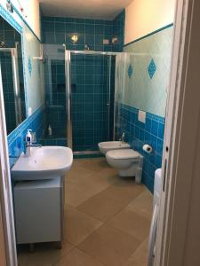 Phòng tắm tại Le 9 Gocce Seaview Apartment