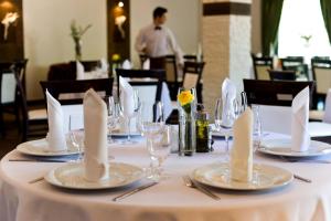 Restauracja lub miejsce do jedzenia w obiekcie Hotel Constancja