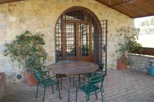 Patio alebo iná vonkajšia časť ubytovania Agriturismo Buondonno + 16 fotografií
