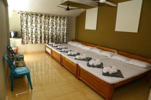 Gallery image of Atithi Lodge in Ganpatipule