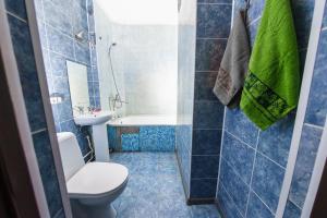 Kylpyhuone majoituspaikassa Apartment on Tereshkovoy