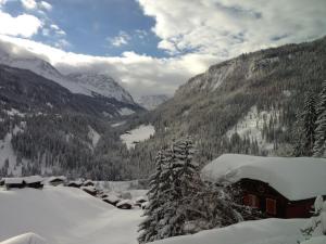 Chalet Im Wieselti during the winter