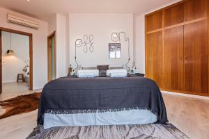Ein Bett oder Betten in einem Zimmer der Unterkunft Sweett - Pedrera Department 24
