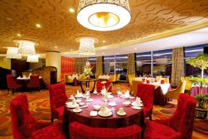Posezení v ubytování WuHu XingBai JinLing Hotel + 37 fotografií