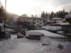 Guest Rooms Dona v zimě