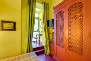 Gallery image of Casa Heberart Guest House Sistina in Rome