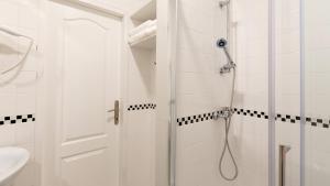 Koupelna v ubytování Rooms Kaktus
