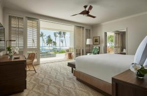 เตียงในห้องที่ Four Seasons Resort Oahu at Ko Olina