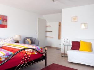 Ein Bett oder Betten in einem Zimmer der Unterkunft Gasthof Storchen