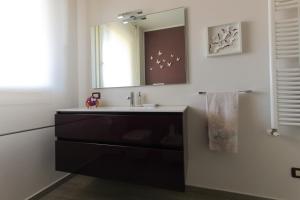 Bilik mandi di La Casa Di Cele +15 gambar