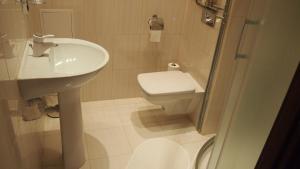 Kúpeľňa v ubytovaní Apartament Skwer Kosciuszki Morze + 5 fotografií