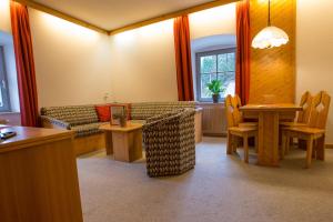 Posedenie v ubytovaní Hotel Bergkristall