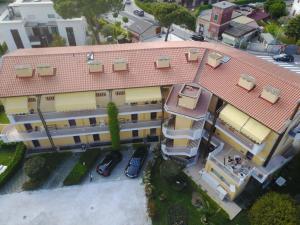 Budova, kde se aparthotel nachází