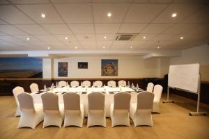 Konferenční prostory v ubytování Bidwood Suite Hotel + 37 fotografií