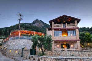 Gallery image of Diamond Suites in Vasilikos