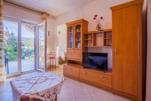 Gallery image of Apartments Tatjana in Cres