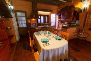 Kuchyň nebo kuchyňský kout v ubytování Apartamentos Jaronil