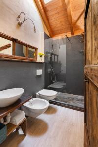 Koupelna v ubytování Agriturismo Da Attilio + 37 fotografií