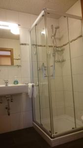 Koupelna v ubytování Hotel am Wald