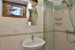 A bathroom at Casa Pescaglia