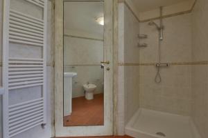 A bathroom at Casa Pescaglia