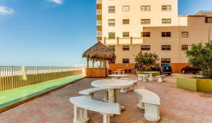 Gallery image of Holiday Villas III in Clearwater Beach