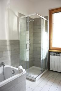 Ένα μπάνιο στο Villa Romele